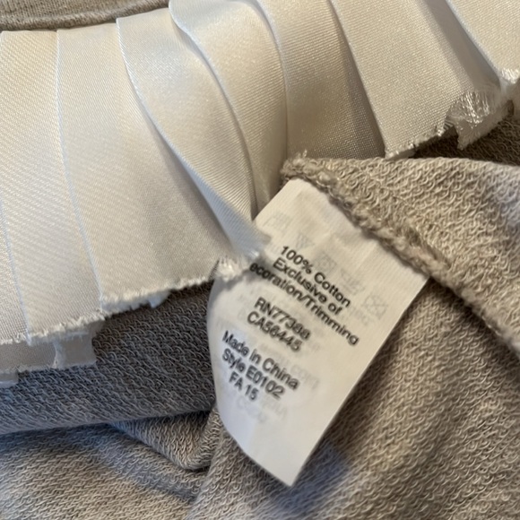 J Crew Women’s Top - Picture 5 of 5